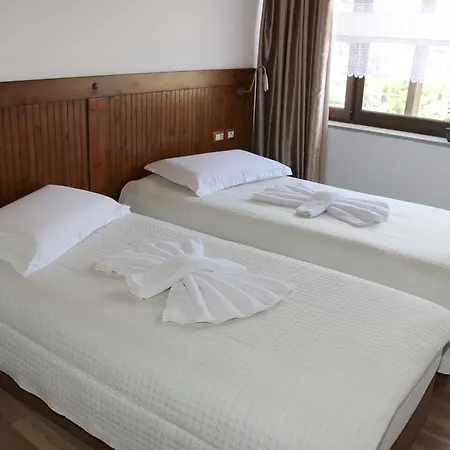 Kodra Hotel 3*