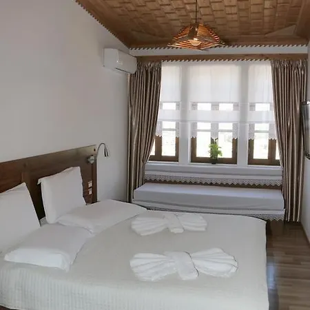 Kodra Gjirokaster