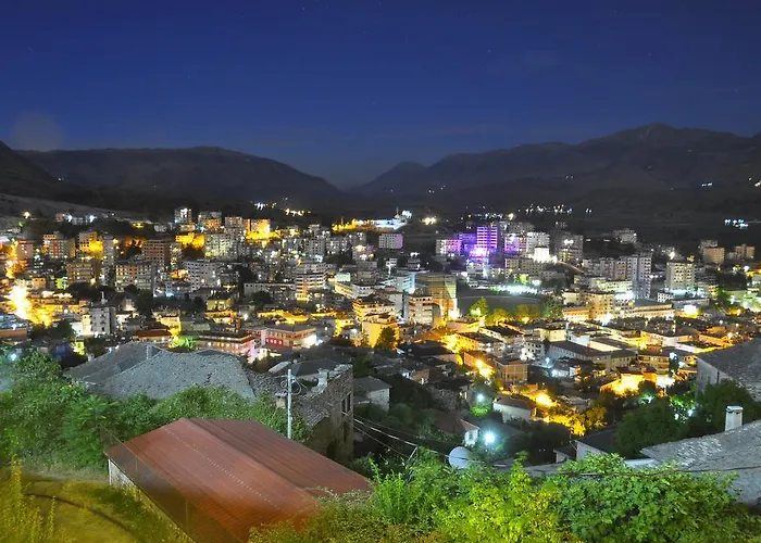 Kodra מלון Gjirokastër