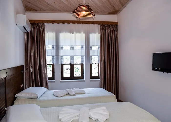 Kodra 3* Gjirokastër