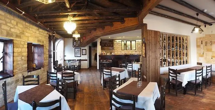 Kodra Hotel 3*