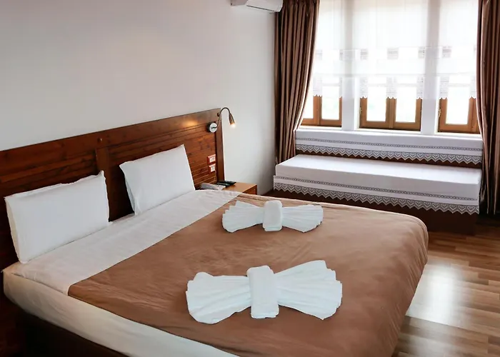 Kodra Hotel 3*